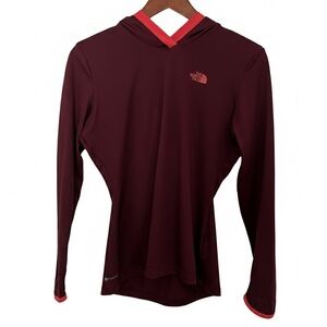 The North Face Women's FlashDry Hoodie Burgundy/Coral Size S